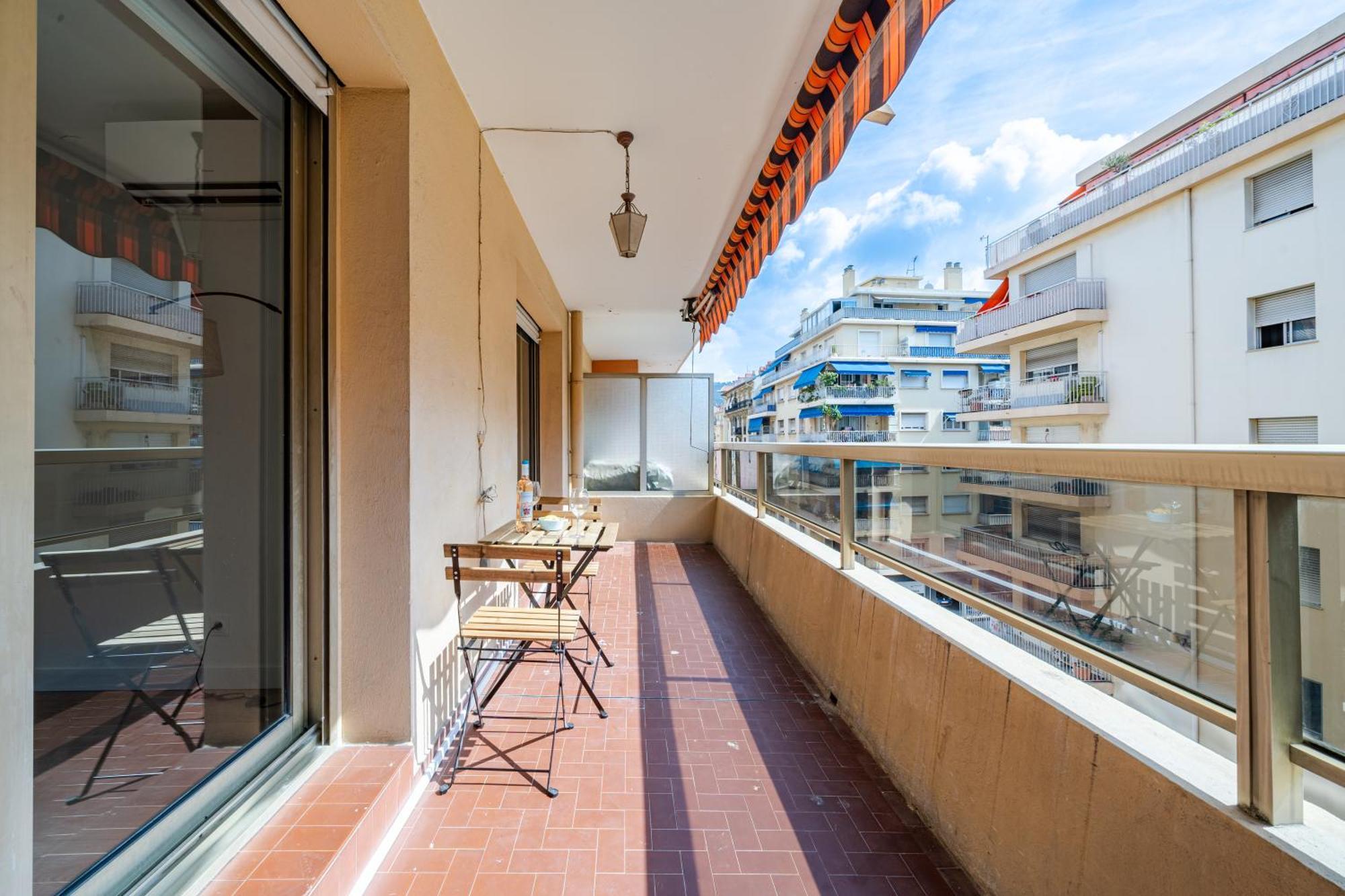 Near Old Town And Apartment Fully Renovated Nizza Esterno foto